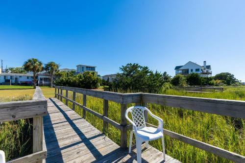 1684 E Ashley - Sol Searcher - 2 Bedrooms