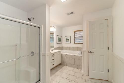 118-a West Ashley