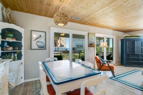 Lighthouse Cottage
