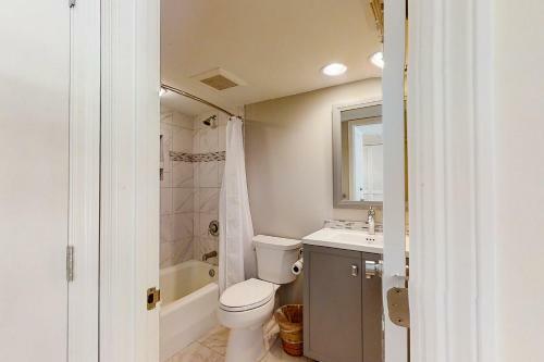 Hickory Cove 39
