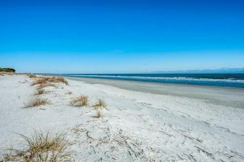 479 Captains Walk