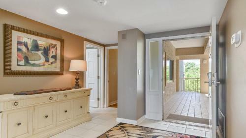 479 Captains Walk