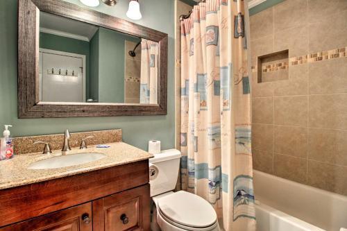 Updated Resort Villa With Pool Access, Steps To Beach