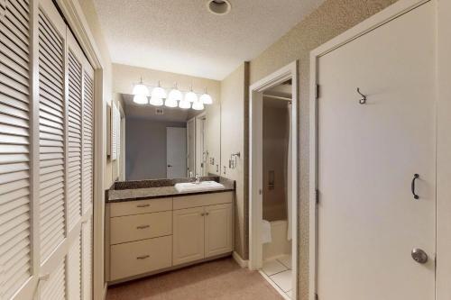 Apartamento Captains Walk Condos