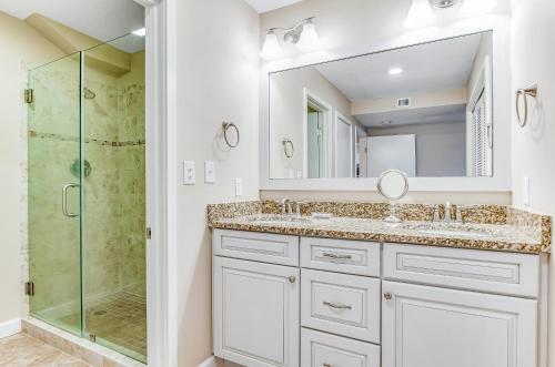 Apartamento Captains Walk Condos
