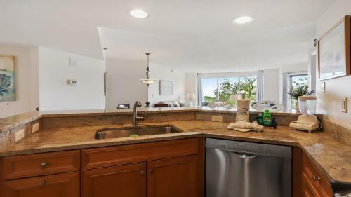 3426 Villamare