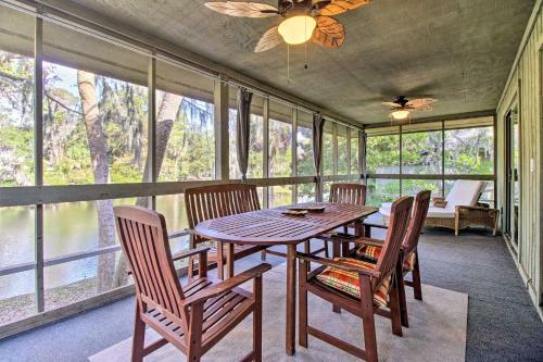Hilton Head Hideaway - Walk To Beach And Golf Club!