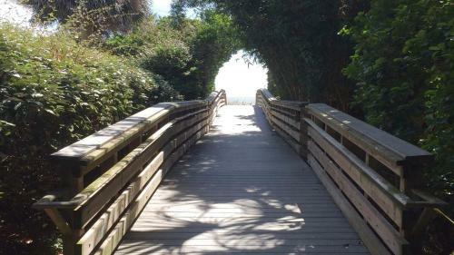 1a Sea Lane