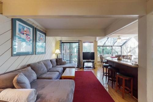 Beachwalk 111