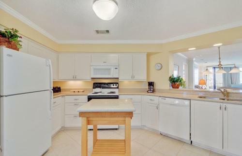 311 Summer House