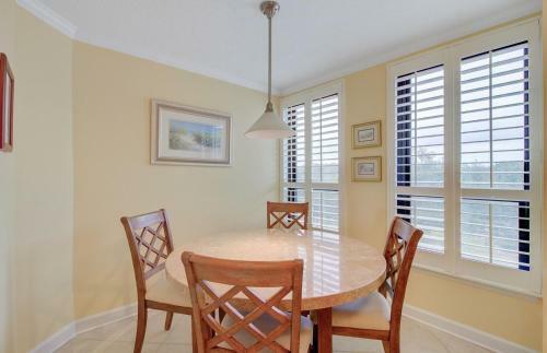 311 Summer House