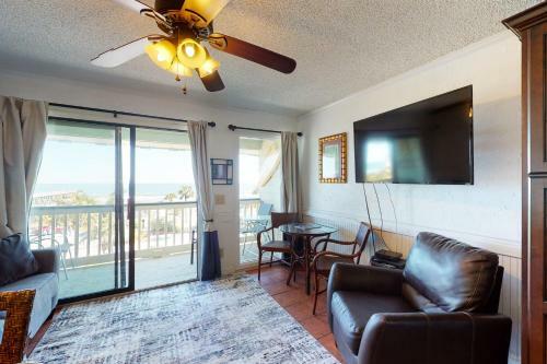 Sea Cabin 322-b