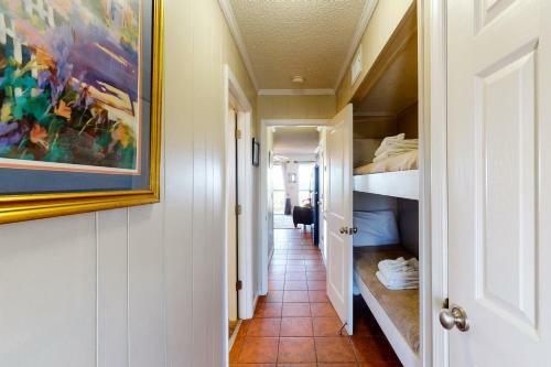 Sea Cabin 322-b