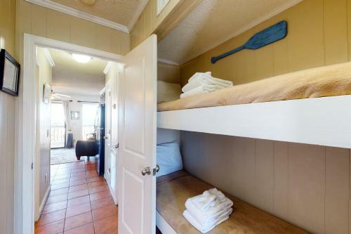 Sea Cabin 322-b