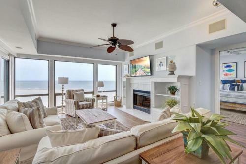 1405 Ocean Club