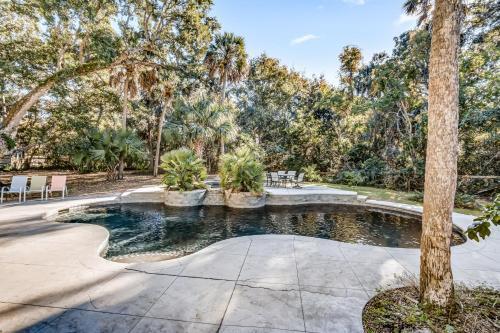 286 Forest Trail