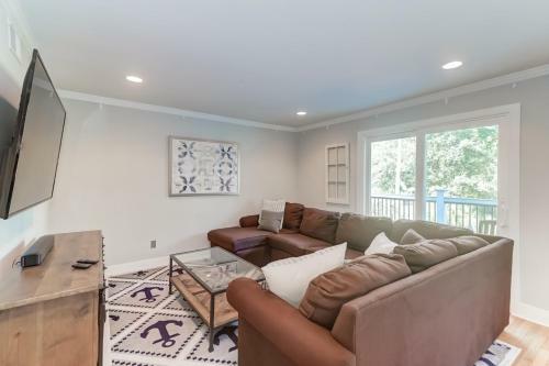 28 Fairway Oaks