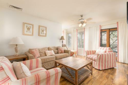 4455 Windswept Villa