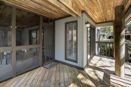 4517 Parkside Villa