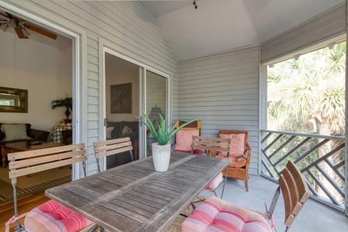 Turtle Cove 5536
