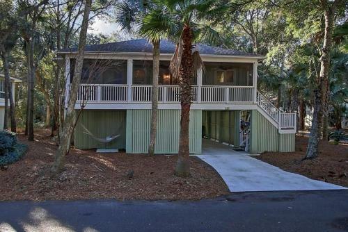 35 Twin Oaks