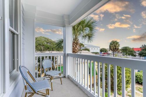 Sand Dune & Sea Shell - 2 Home Rental W 12 Brs
