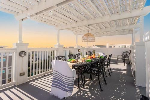 Sand Dune & Sea Shell - 2 Home Rental W 12 Brs