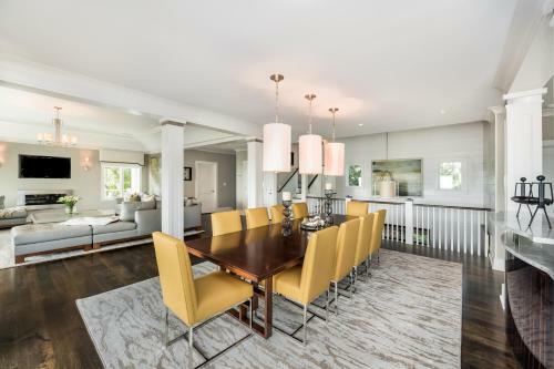 44 Surfsong Road