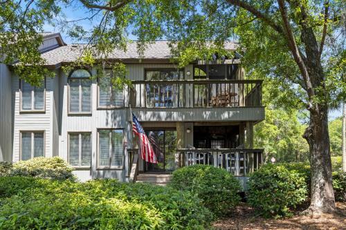 4523 Parkside Villa