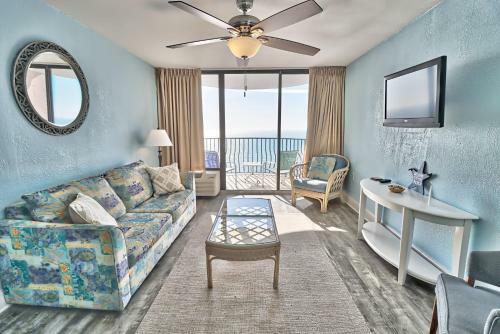 Aparthotel Suites At The Beach