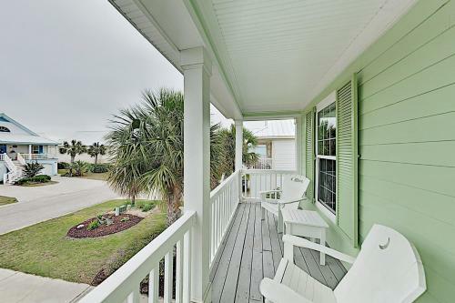 New Listing! Oceanside Village Beach Home With Pool Home