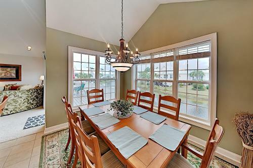 New Listing! Oceanside Village Beach Home With Pool Home