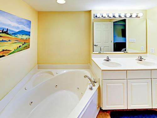 Apartamento Perrin Condo Unit #803 Condo