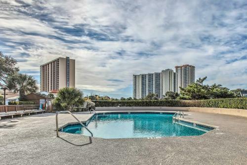 Apartamento Beautiful Lakefront Condo - 5 Min Walk To Beach!