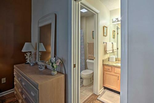 Apartamento Golfers Retreat In Tidewater With Pool Access!