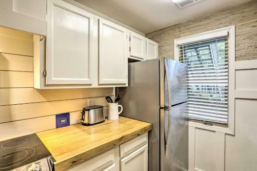 Apartamento Charming Condo - 3 Miles To Cherry Grove Beach!