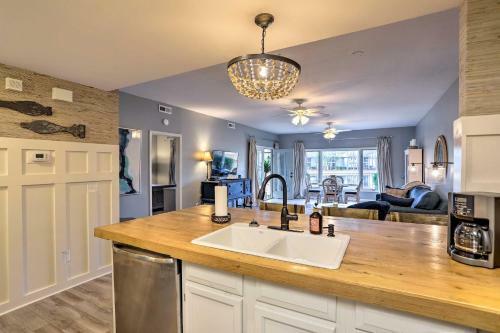 Apartamento Charming Condo - 3 Miles To Cherry Grove Beach!