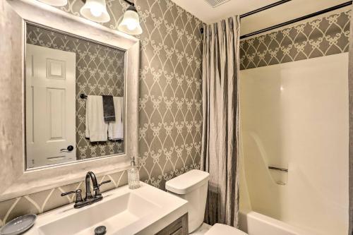 Apartamento Charming Condo - 3 Miles To Cherry Grove Beach!