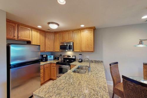 2123 Bay Point