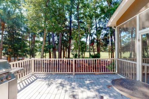 3074 Baywood