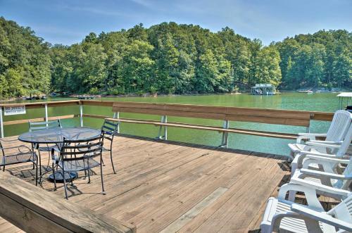 Picturesque Lake Hartwell Home With Pool And Golf Access!