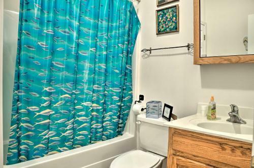 Picturesque Lake Hartwell Home With Pool And Golf Access!