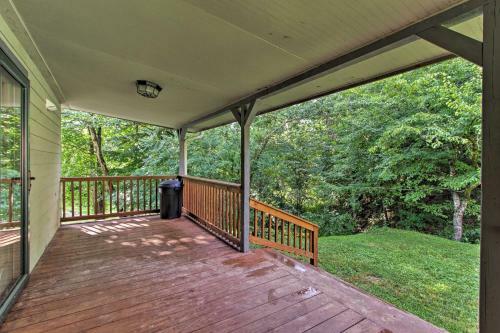 Cosby Cabin With 2 Porches, Deck And Game Room!
