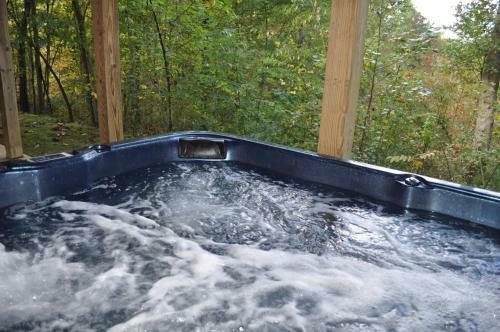 Treetops- Mtn View Cabin Near Ocoee River