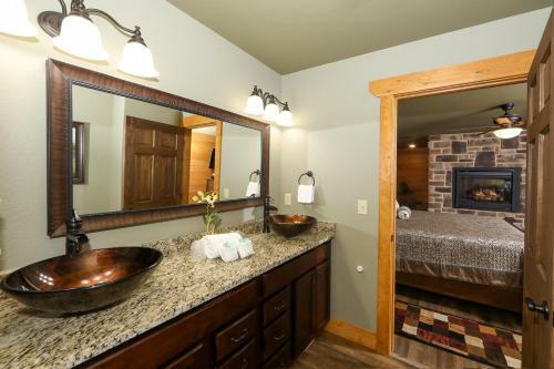 Ivie Holler Chalet