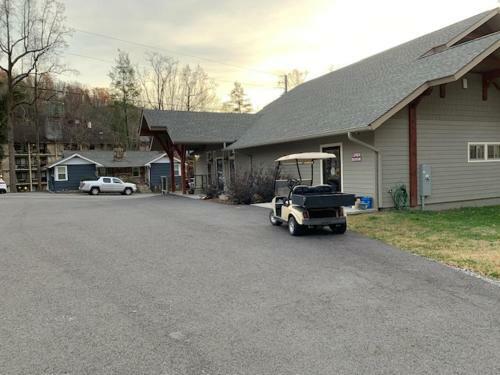 Hotel Carr's Northside Cottages