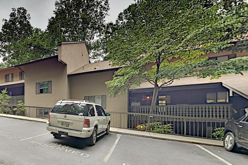 Apartamento Yeti's Hideaway With 3 Pools Near Skiing, Dining Condo