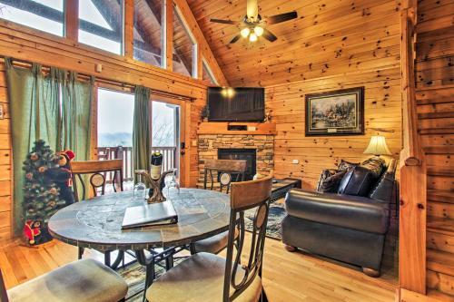 Breathtaking View Cabin With Covered Deck And Hot Tub