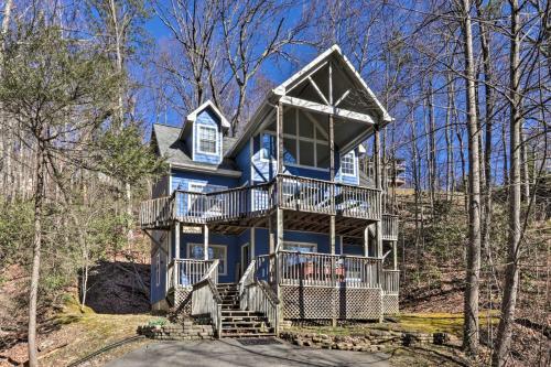 Bare Necessities Cabin 1 Mi To Ober Gatlinburg!