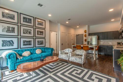 Apartamento Illume - Posh Resort Community - Courtyard Pool Condo